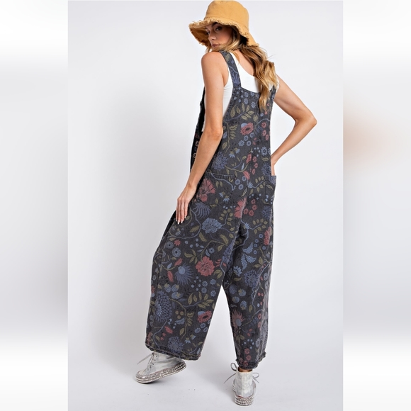 easel Pants & Jumpsuits New Easel Vintage Black Washed Floral